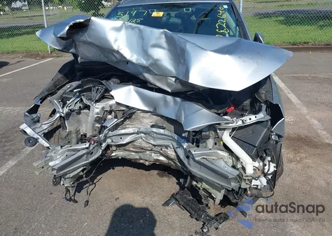 2018 Subaru Impreza 2.0I Premium z USA, uszkodzony, nr VIN 4S3GTAD6XJ3715197